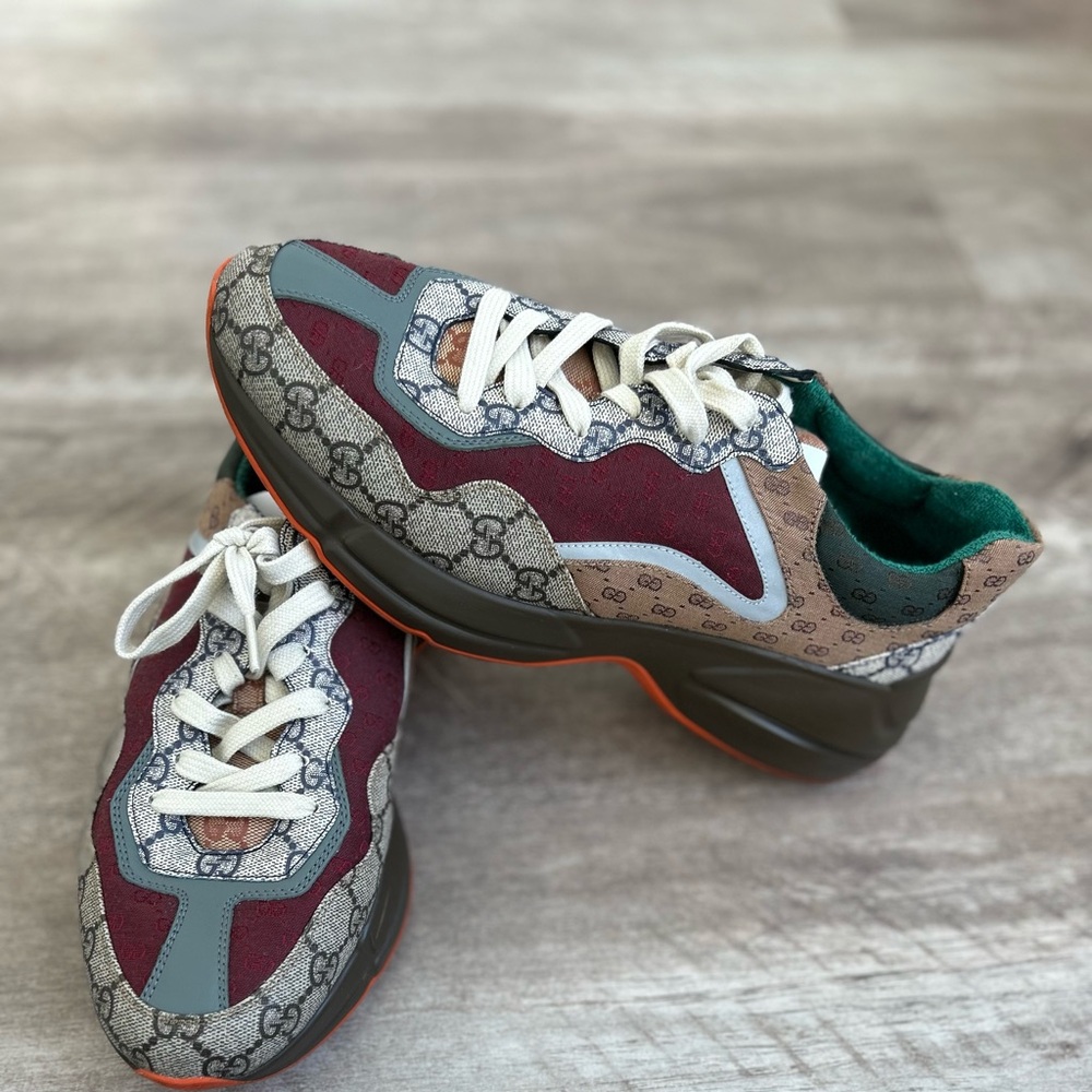 Gucci sneakers size 9.5